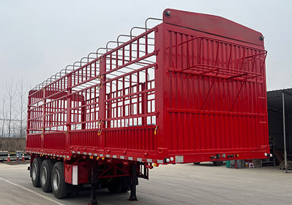 倉柵式運輸半掛車